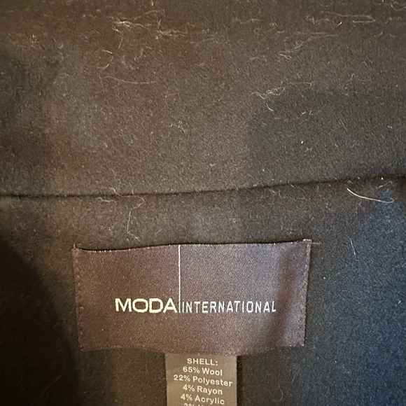 Moda International - Picture 6 of 8